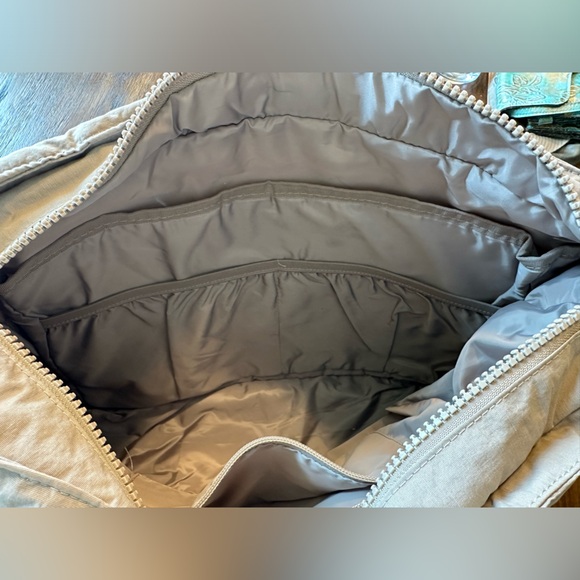 Bagsmart Cream Tote Bag - Picture 6 of 7